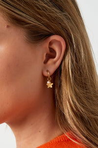 Oorbellen | Pearl blossom | Goud