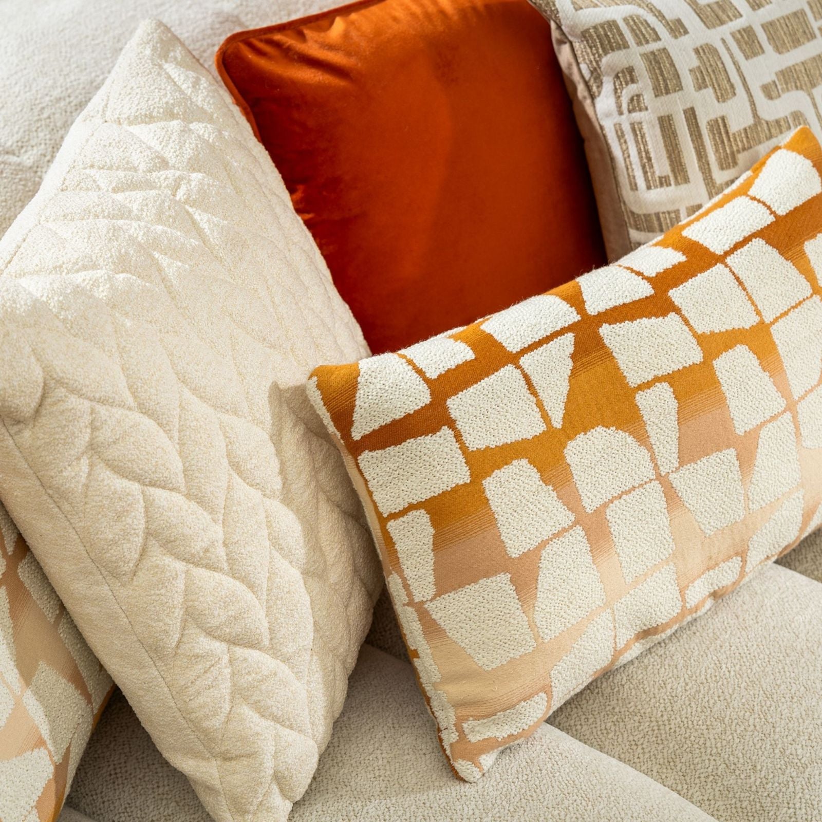 Sierkussen Maddy | 45 x 45 cm | Whisper white