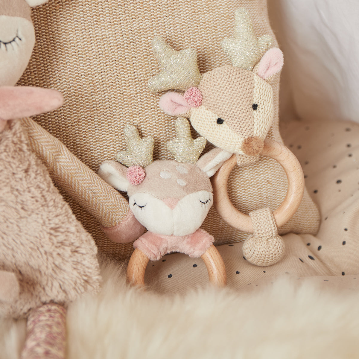 Rammelaar & bijtring hert | Beige & roze