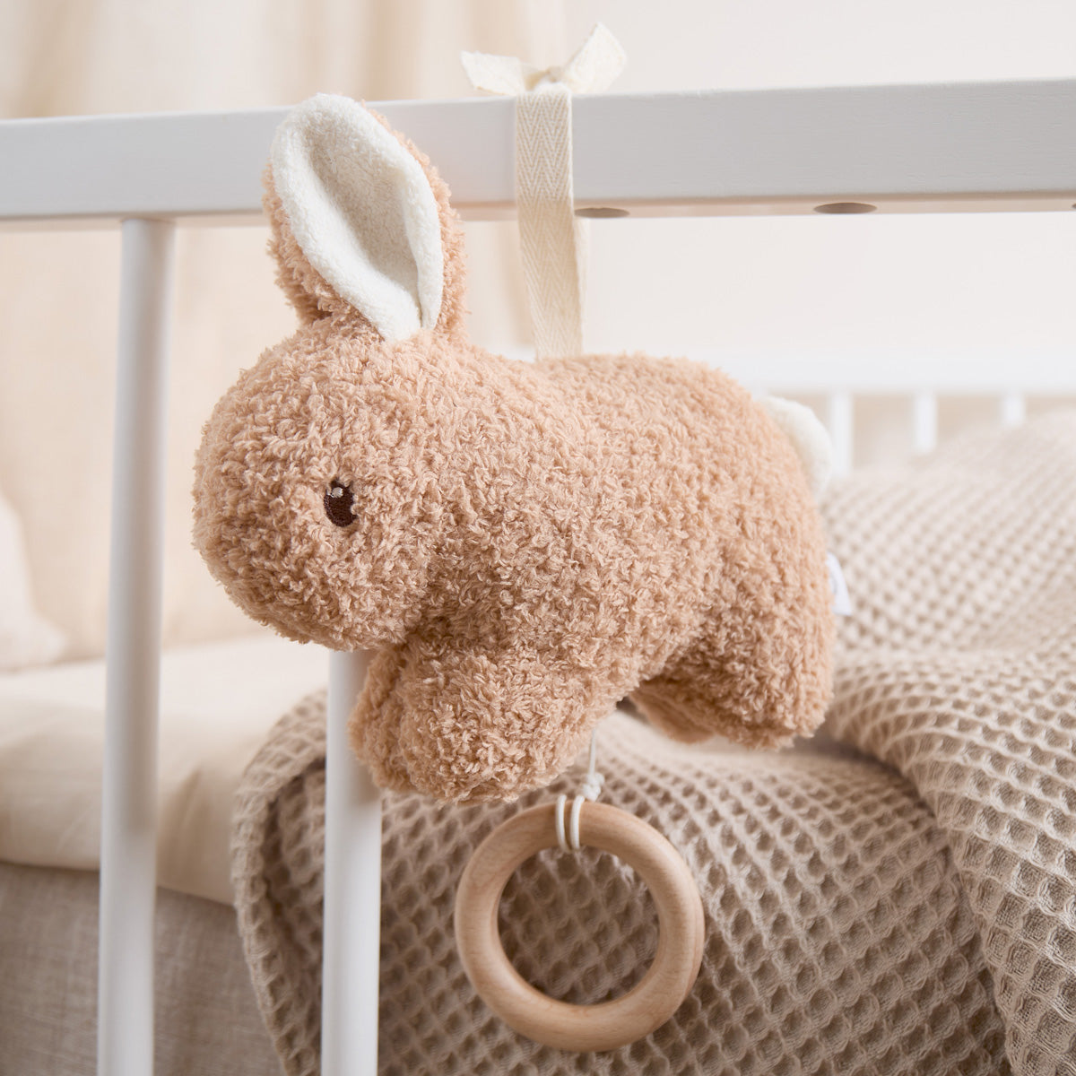 Muziekhanger konijn | Bruin