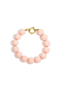 Bracelet with large beads and clasp at the front
