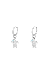 earrings with turtle