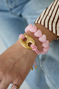 Beaded bracelet with large heart beads