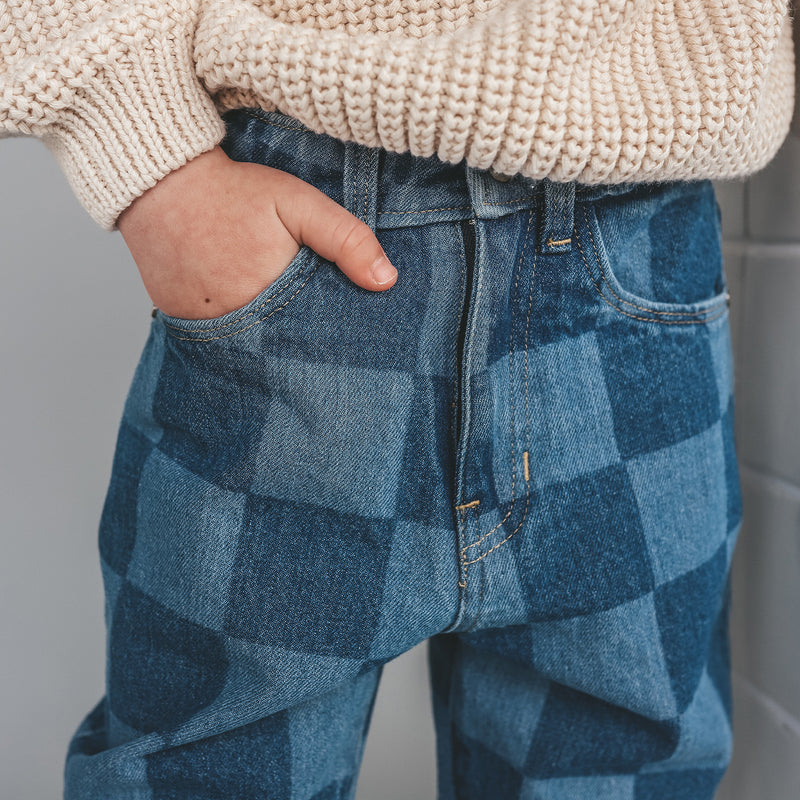 Denim | Straight leg jeans