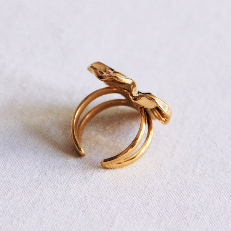 Gouden statement ring | Hart | Maat 17