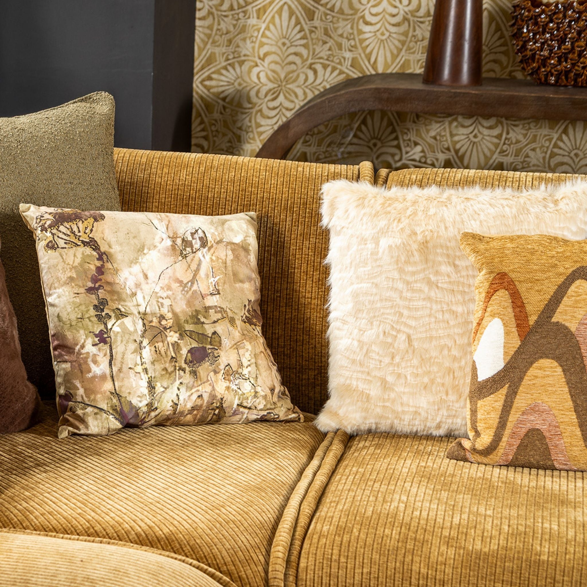 Pre-order | Sierkussen Benja | 45 x 45 cm | Bleached sand