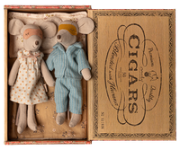 Maileg | Mum & dad mice in cigarbox