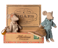 Maileg | Mum & dad mice in cigarbox