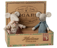 Maileg | Grandma & grandpa mice in cigarbox