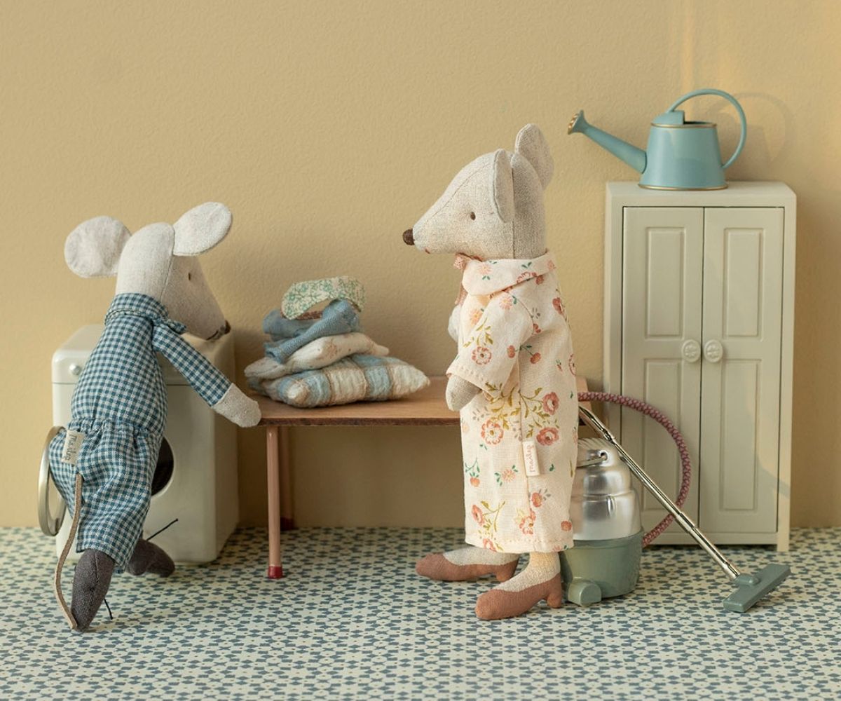 Maileg | Grandma & grandpa mice in cigarbox
