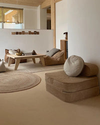 De Wigiwama flip chair is niet alleen geschikt voor de kinderkamer maar misstaat zeker niet in de woonkamer