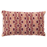 Pre-order | Sierkussen Liro | 30 x 50 cm | Maroon banner