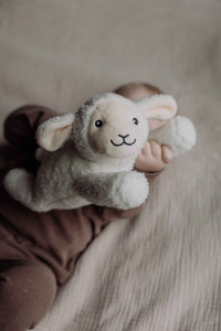 Pre-order | Oplaadbare hartslagknuffel | Schaapje Rosie