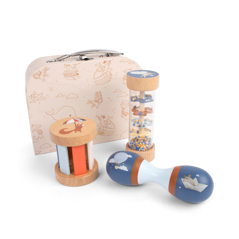 Houten sensorische speelgoedset voor baby's met maraca, rainmaker en rammelaar in een koffertje.