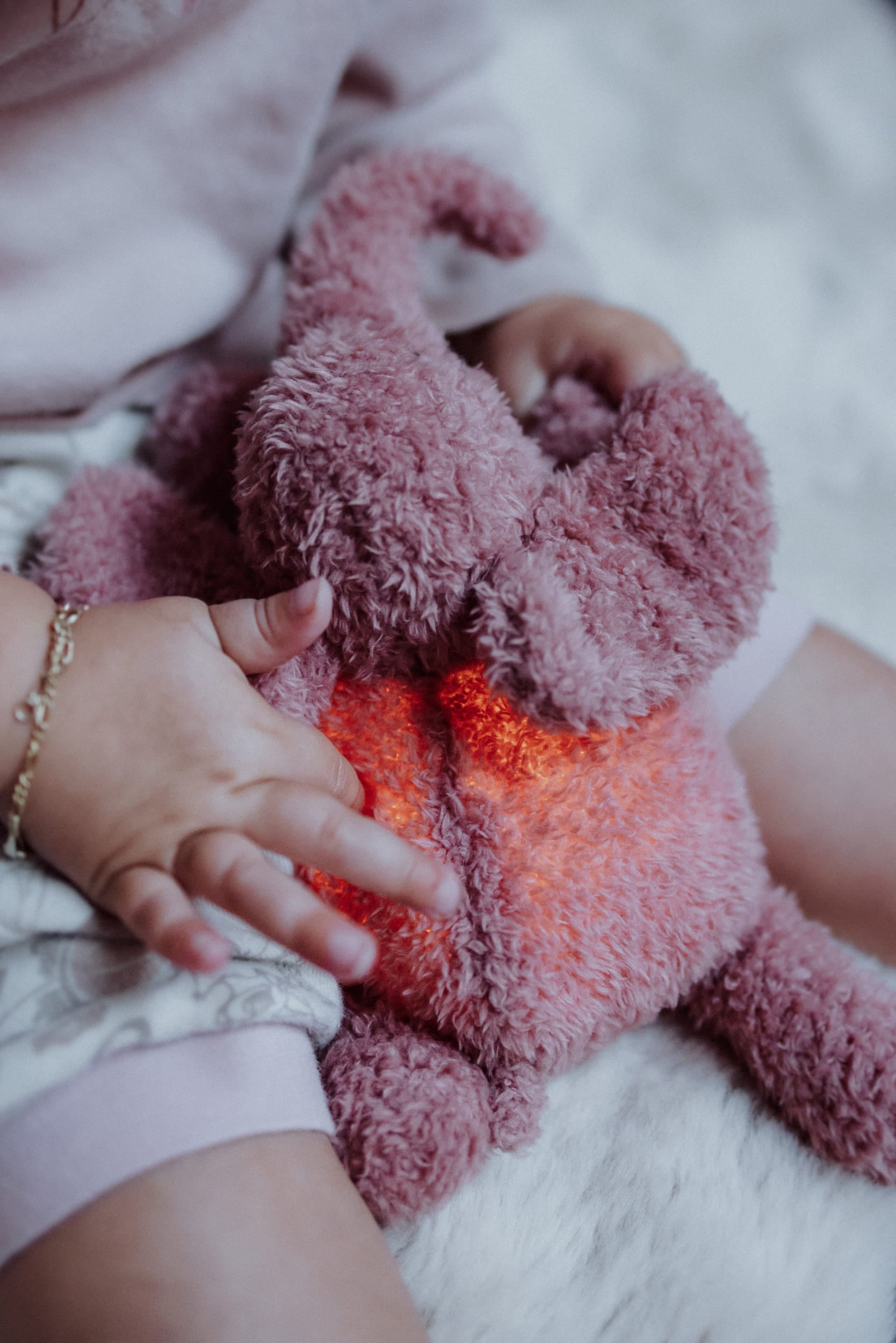 Pre-order | Knuffellampje | Olifantje George | Roze