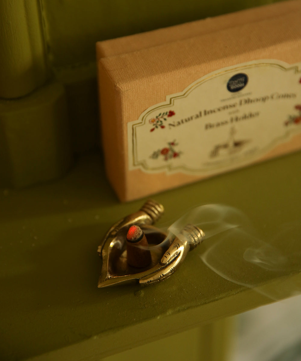 Wierookkegels met houder in giftbox | Cinnamon
