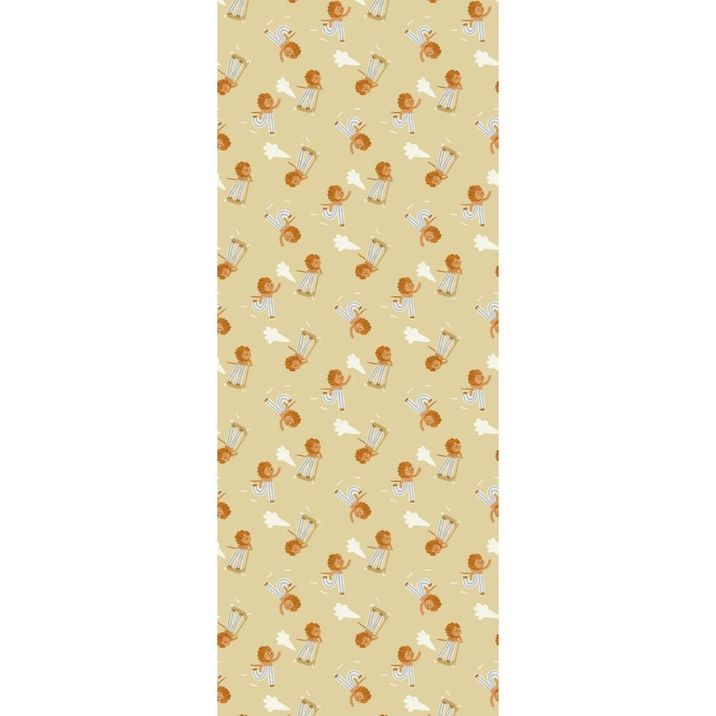 Behang | Skating lion | 100 x 320 cm | Soft green