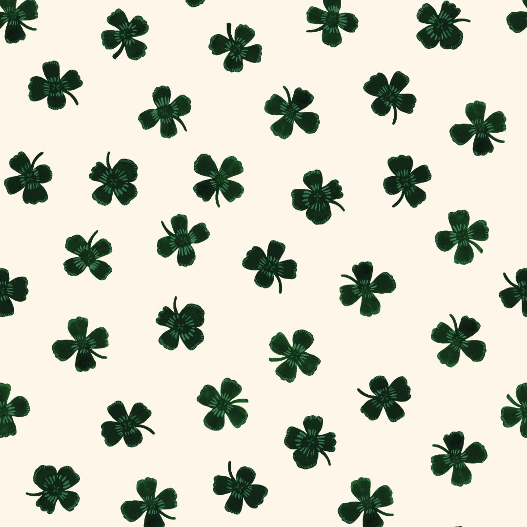 Behang lucky clover | 100 x 320 cm | Groen | Joëlle Wehkamp