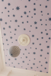 Behang sterrennacht | 100 x 270 cm | Lila | Joëlle Wehkamp