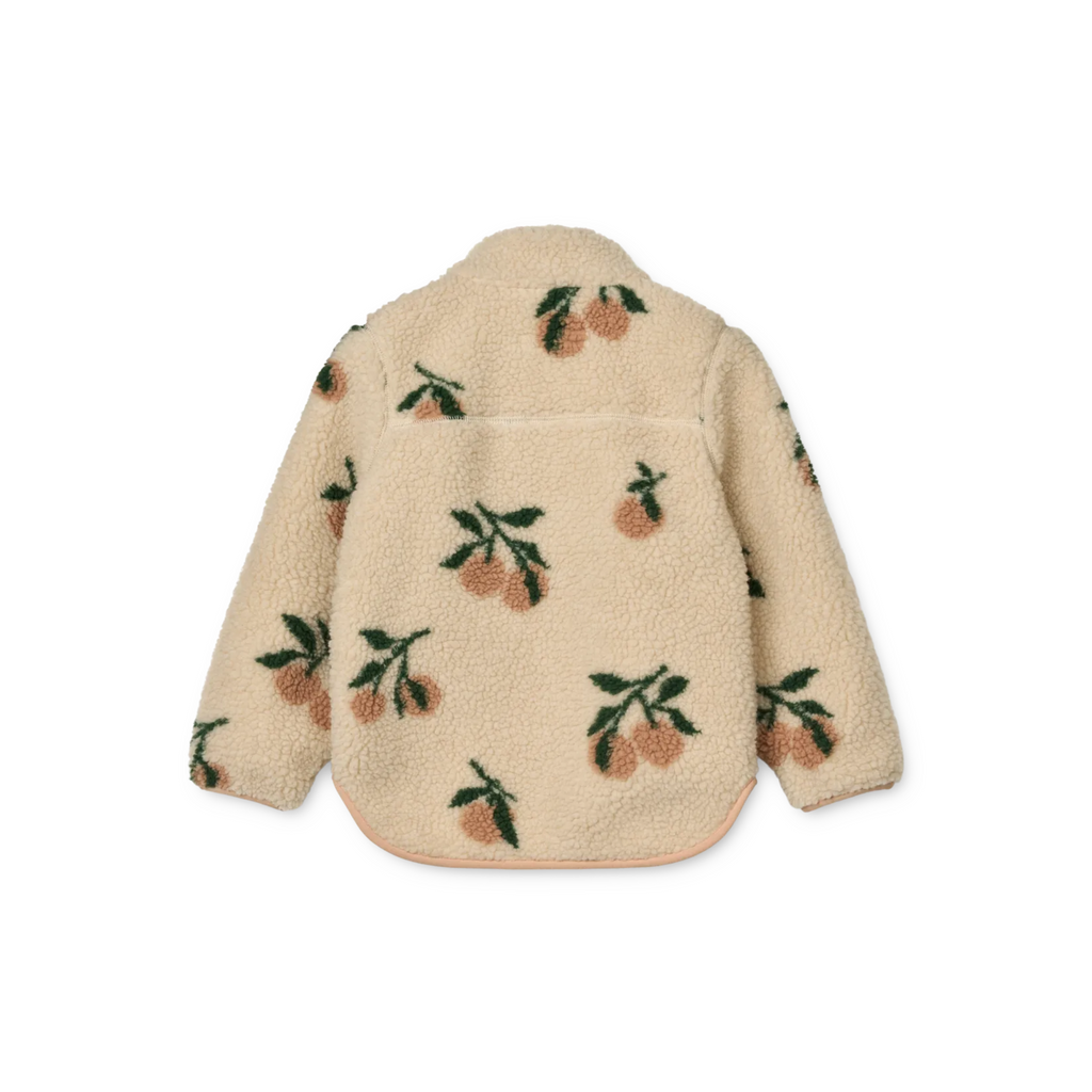 Achterkant van het Liewood jasje met kersen, in cremewit kleur en heerlijk zachte teddy
