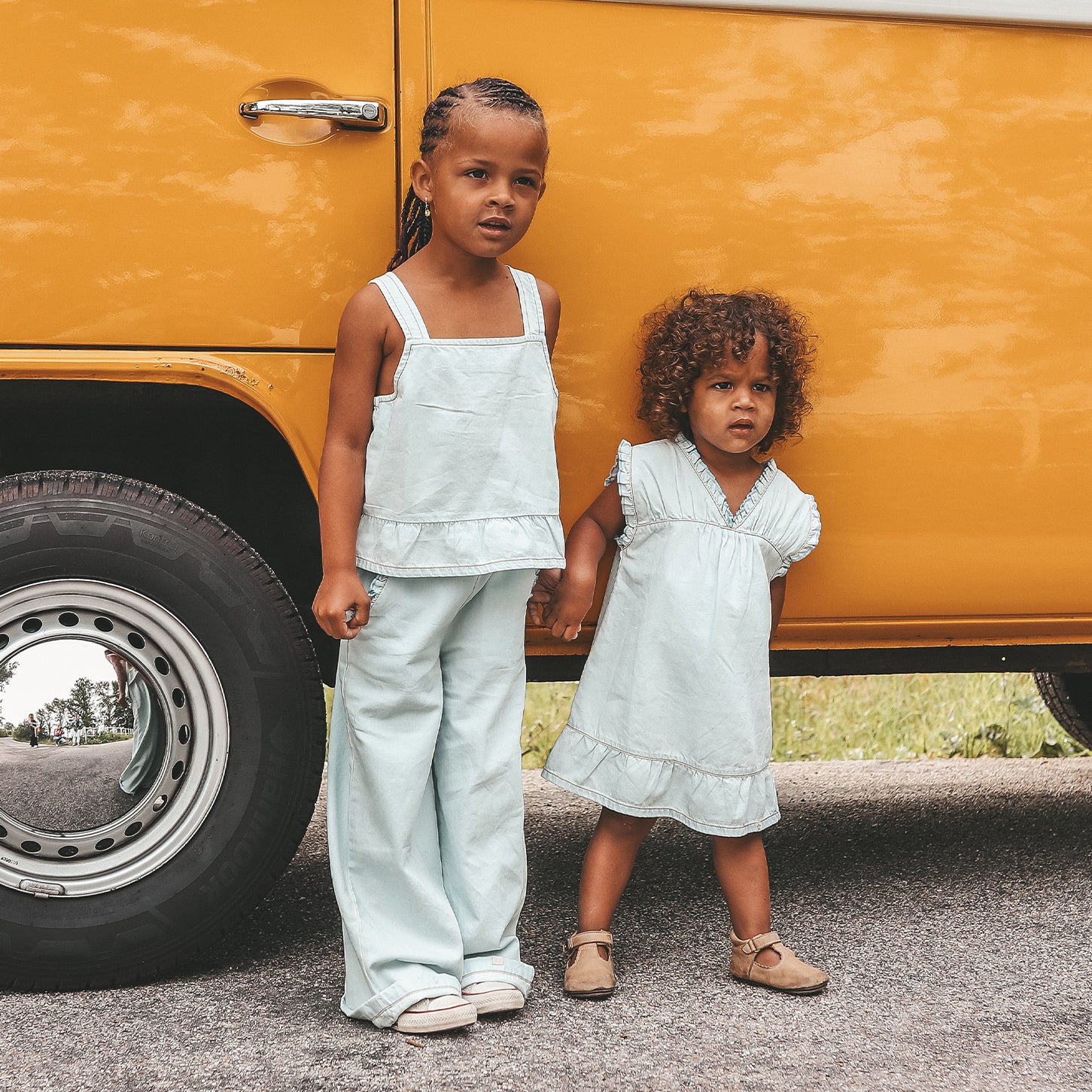 Chambray | Ruffle pants | Sunlit blue