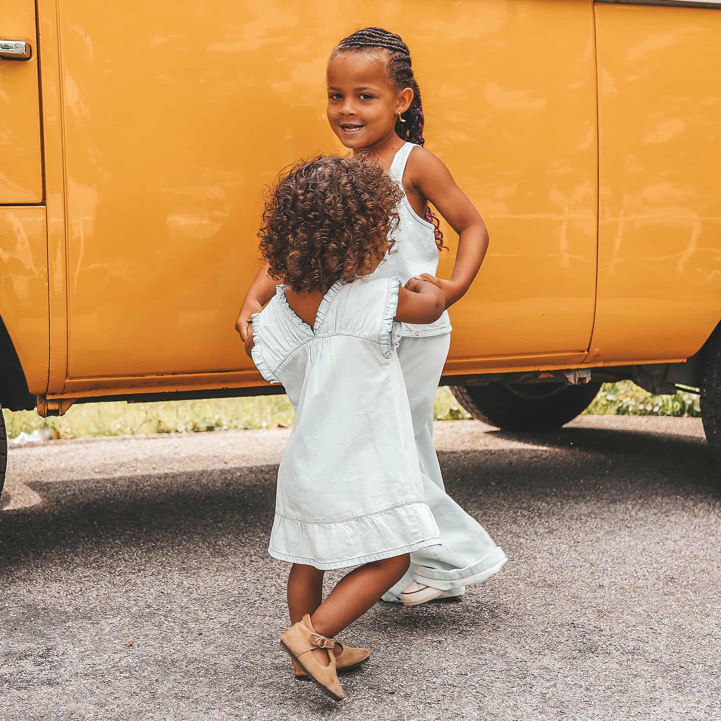 Chambray | Ruffle dress | Sunlit blue