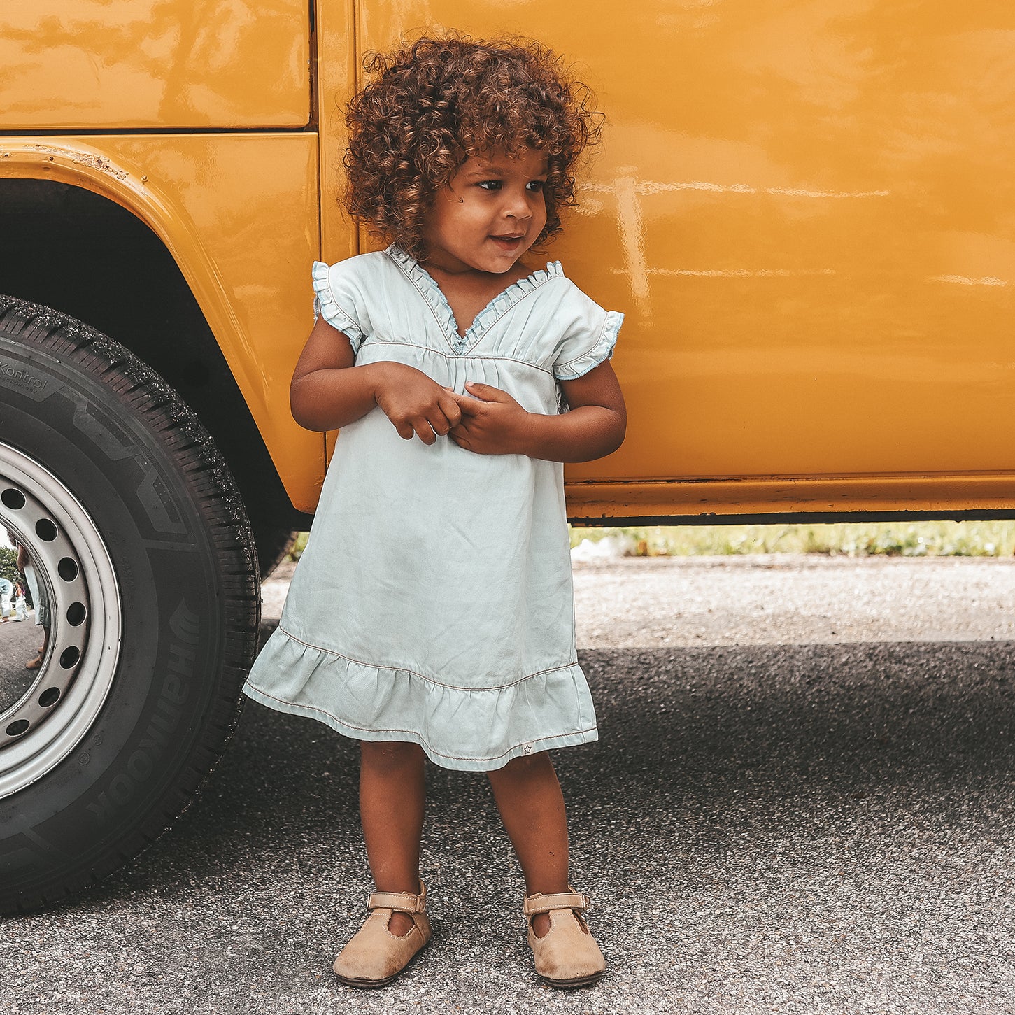 Chambray | Ruffle dress | Sunlit blue