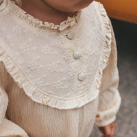 Wavy | Romance dress | White swan