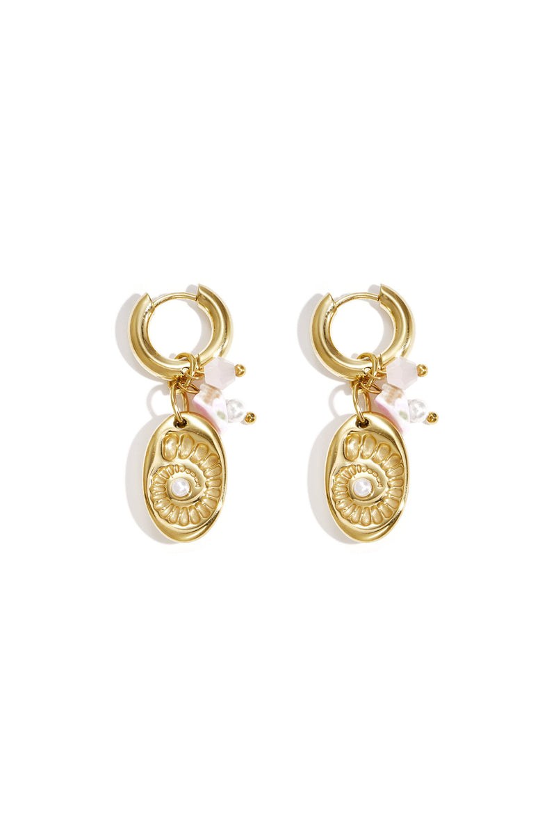 Earrings with beads and shell charm