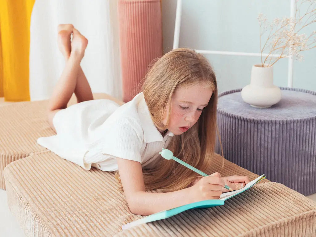 Kinder loungestoel & logeerbed | Brown Sugar