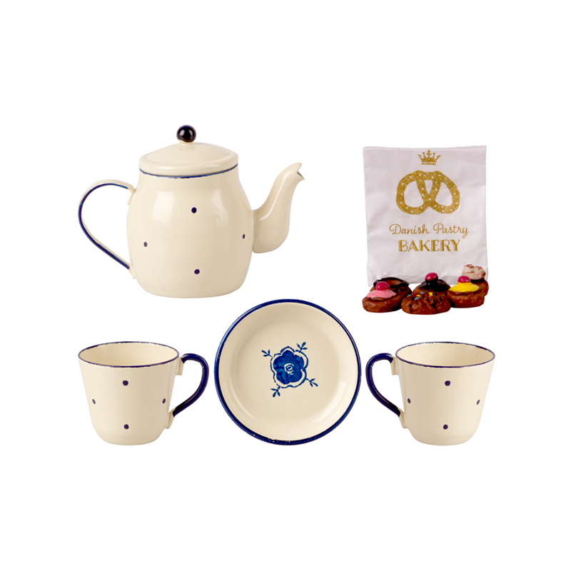 Pre-order | Tea & biscuits for two