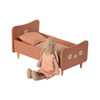 Maileg | Houten poppenhuis bed | Miniatuur | Roze