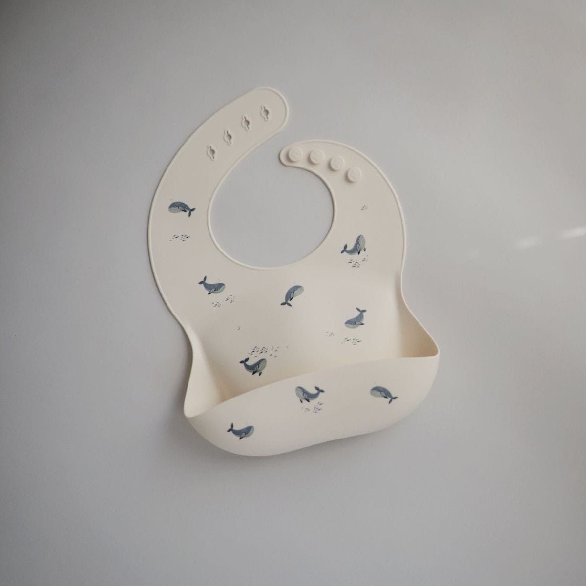 Pre-order | Siliconen slabbetje | Whales