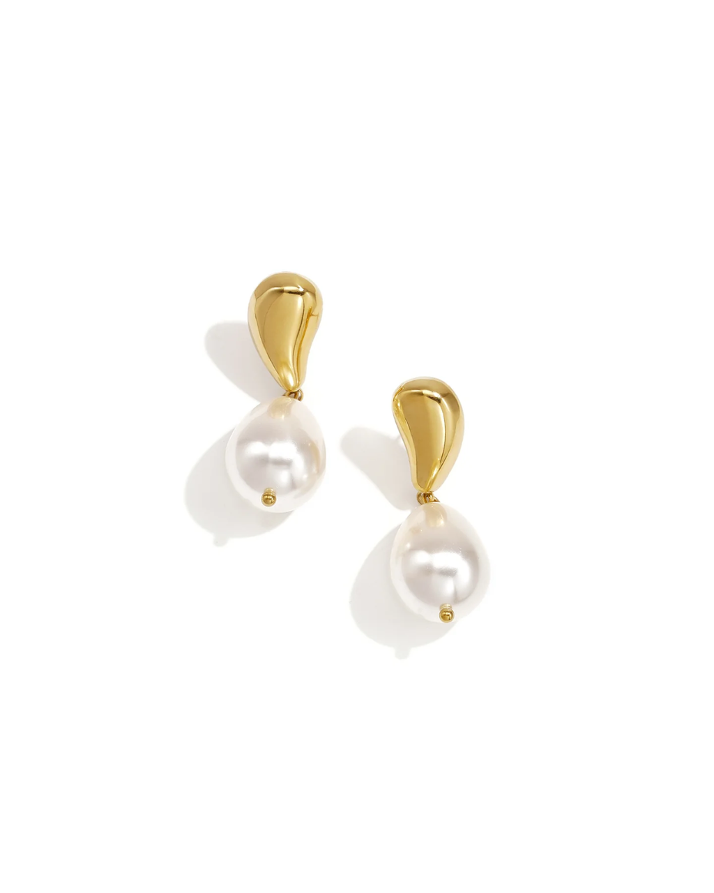 Oorbellen | Pearl drop | Goud