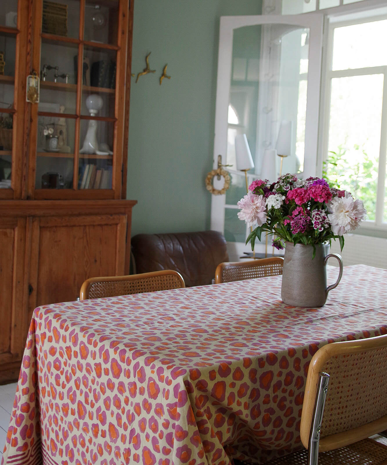 Katoenen plaid / tafelkleed in tote bag | Pink leopard