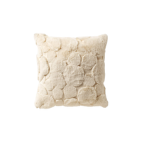 Sierkussen Pom | Cannoli cream | 45 x 45 cm