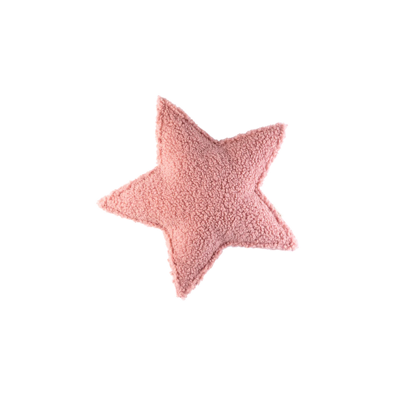 Vrijstaande productfoto van het stervormige Wigiwama sierkussen in de kleur guava, een lieve roze kleur – gemaakt van OEKO-TEX® gecertificeerde teddystof.
